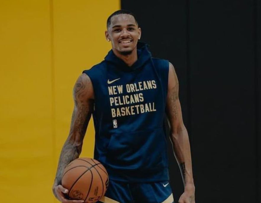 后卫们也通 后卫们也通