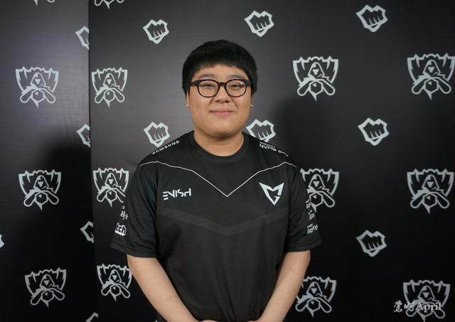 现出优势 现出优势