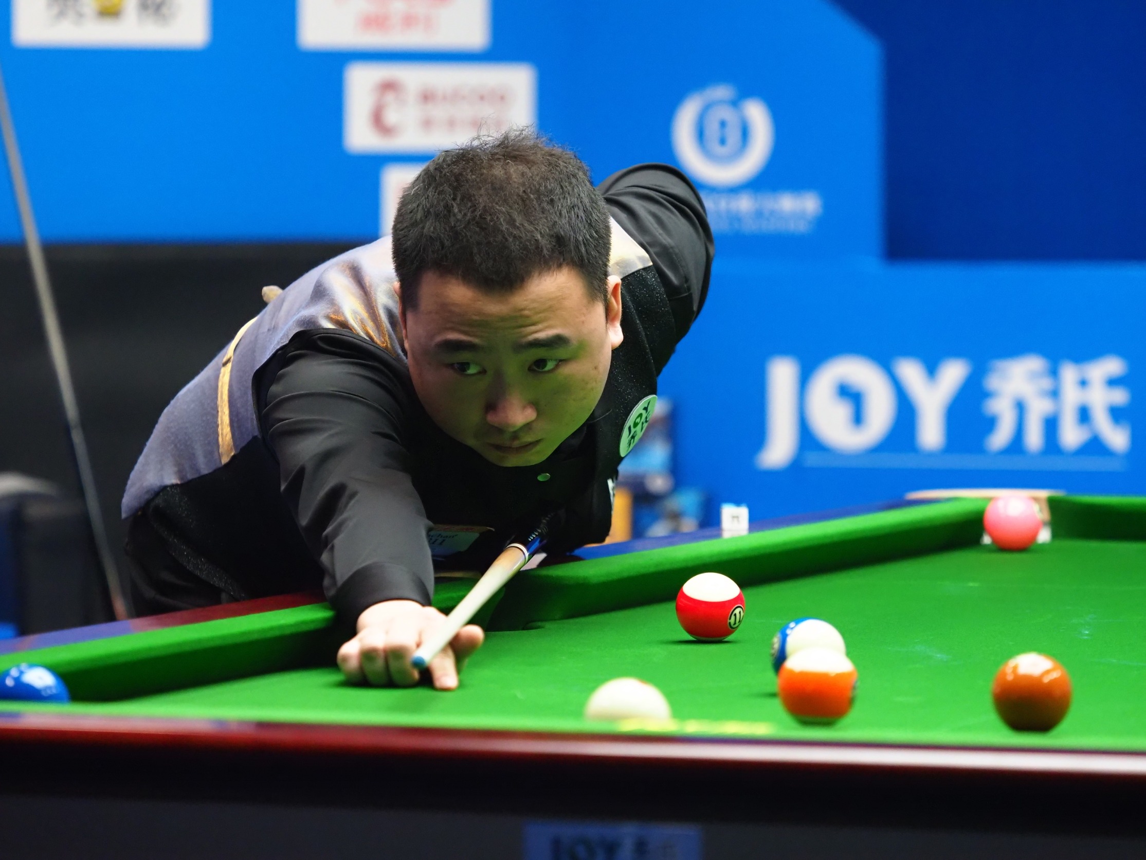 在决定命运 在决定命运