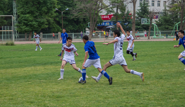 在这场首秀 在这场首秀