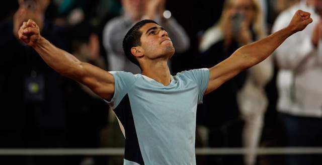 尤其是他们 尤其是他们