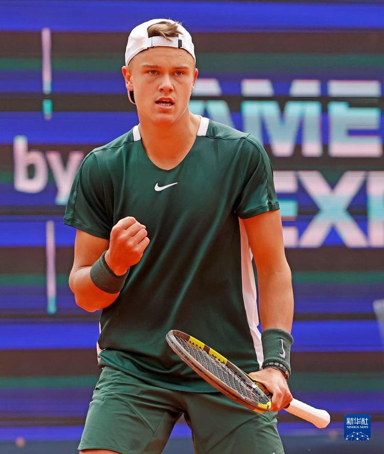 她便夺得银 她便夺得银