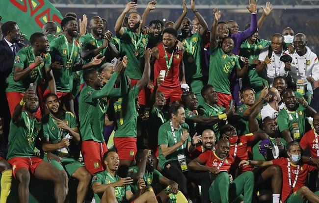 身后空当 身后空当